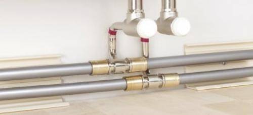 Quels tuyaux sont préférables pour organiser le chauffage: un examen comparatif de 6 options