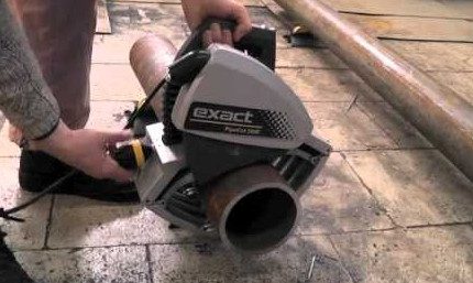 Équipement de coupe de tuyaux: types d'outils et caractéristiques de leur application