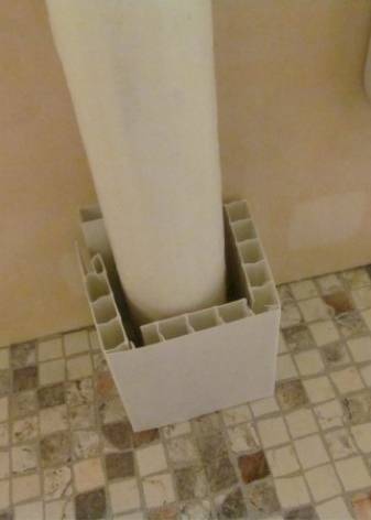 Nous fabriquons une boîte pour les tuyaux dans la salle de bain: instructions d'installation étape par étape