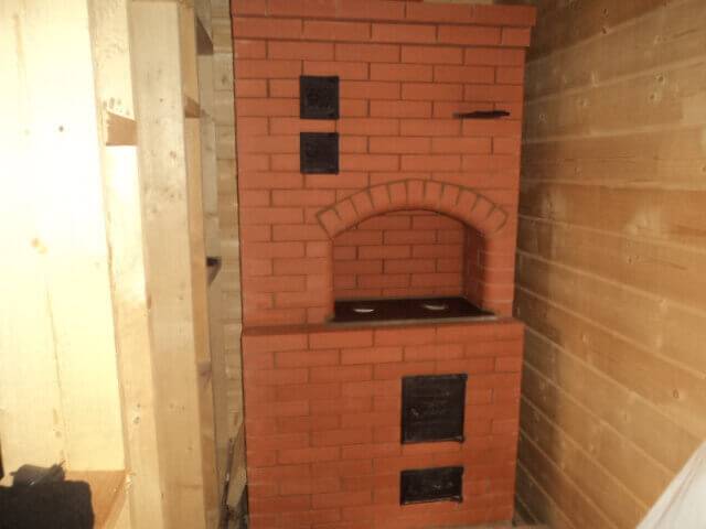 Four à briques pour la maison: directives pour choisir le type optimal et exemples de commandes pour artisans indépendants