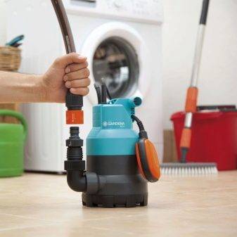 Un bon exemple de pompe de puisard en action