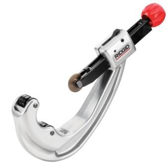 Coupe-tube pour tuyaux en plastique : choix du meilleur modèle + mode d'emploi