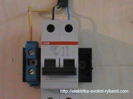 Raccordement d'un compteur électrique monophasé et de machines : schémas types et règles de raccordement