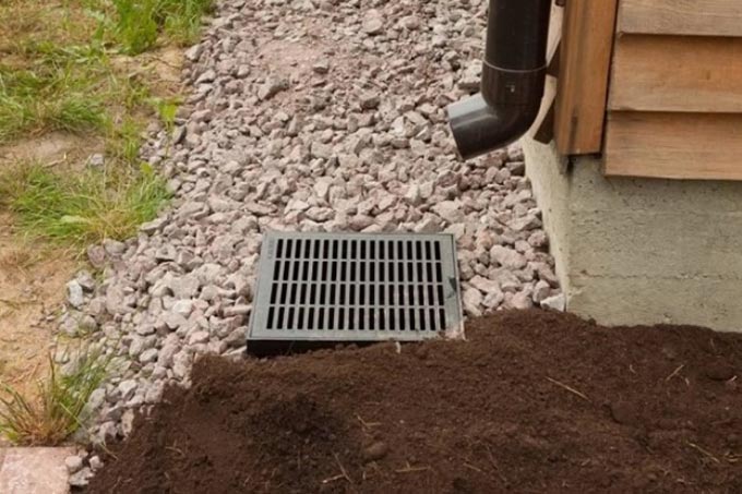 Calcul et conception des égouts pluviaux: règles de préparation des spécifications techniques pour le développement