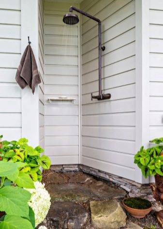 Réservoir pour une douche d'été : conseils pour choisir un modèle fini + comment construire un produit fait maison