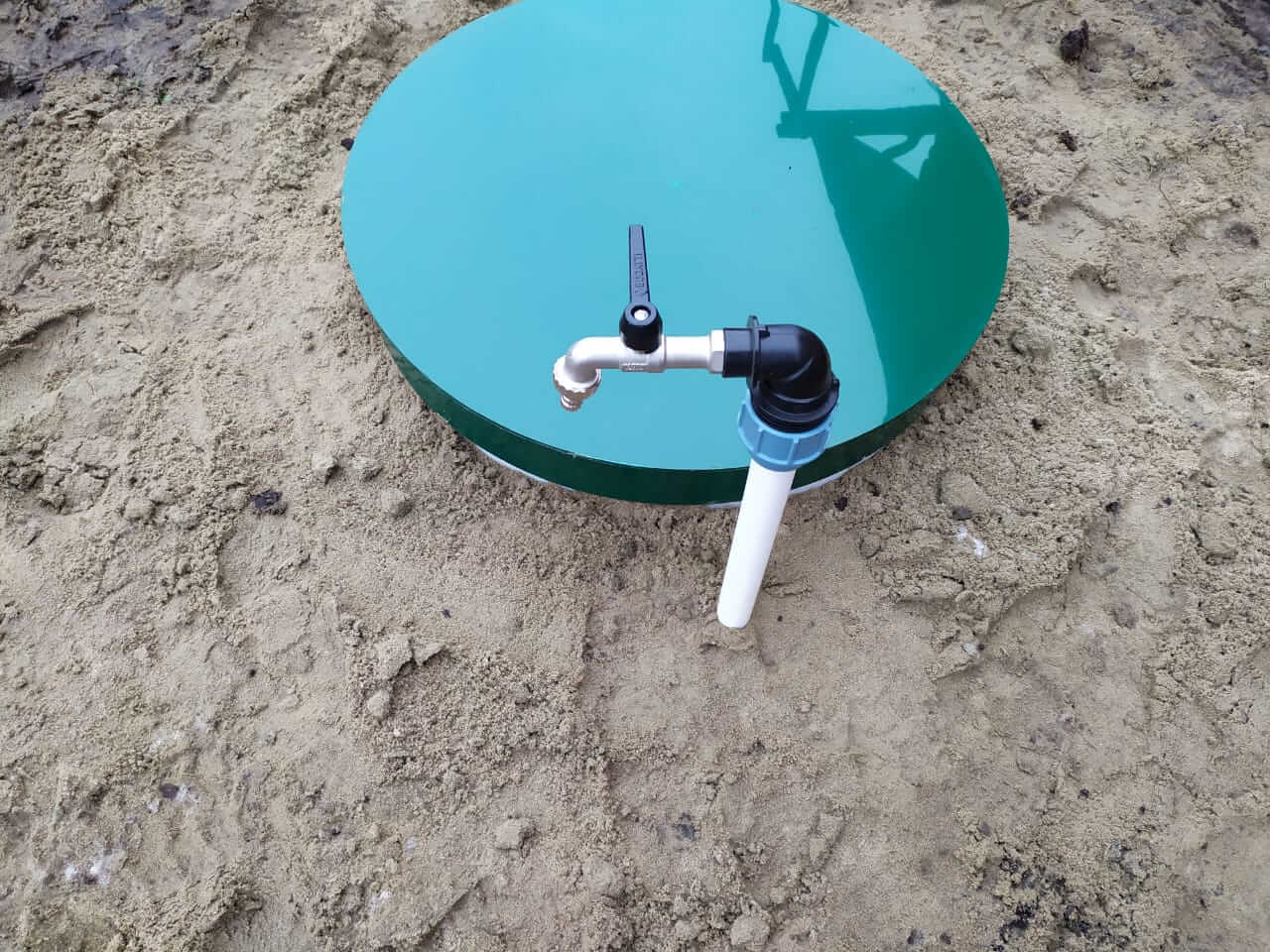 Comment isoler un puits pour l'hiver : meilleures méthodes + conseils utiles