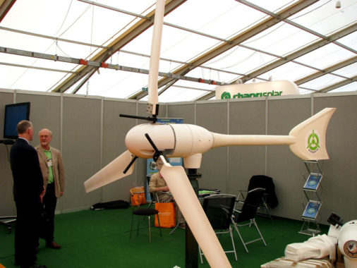 Nous sélectionnons et installons une éolienne pour une maison privée