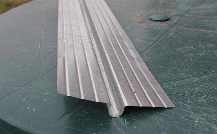 Planchers d'eau chaude sur un plancher en bois: caractéristiques de la pose du système sur une base en bois