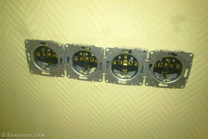 Exigences et caractéristiques de l'installation de prises et d'interrupteurs dans l'appartement