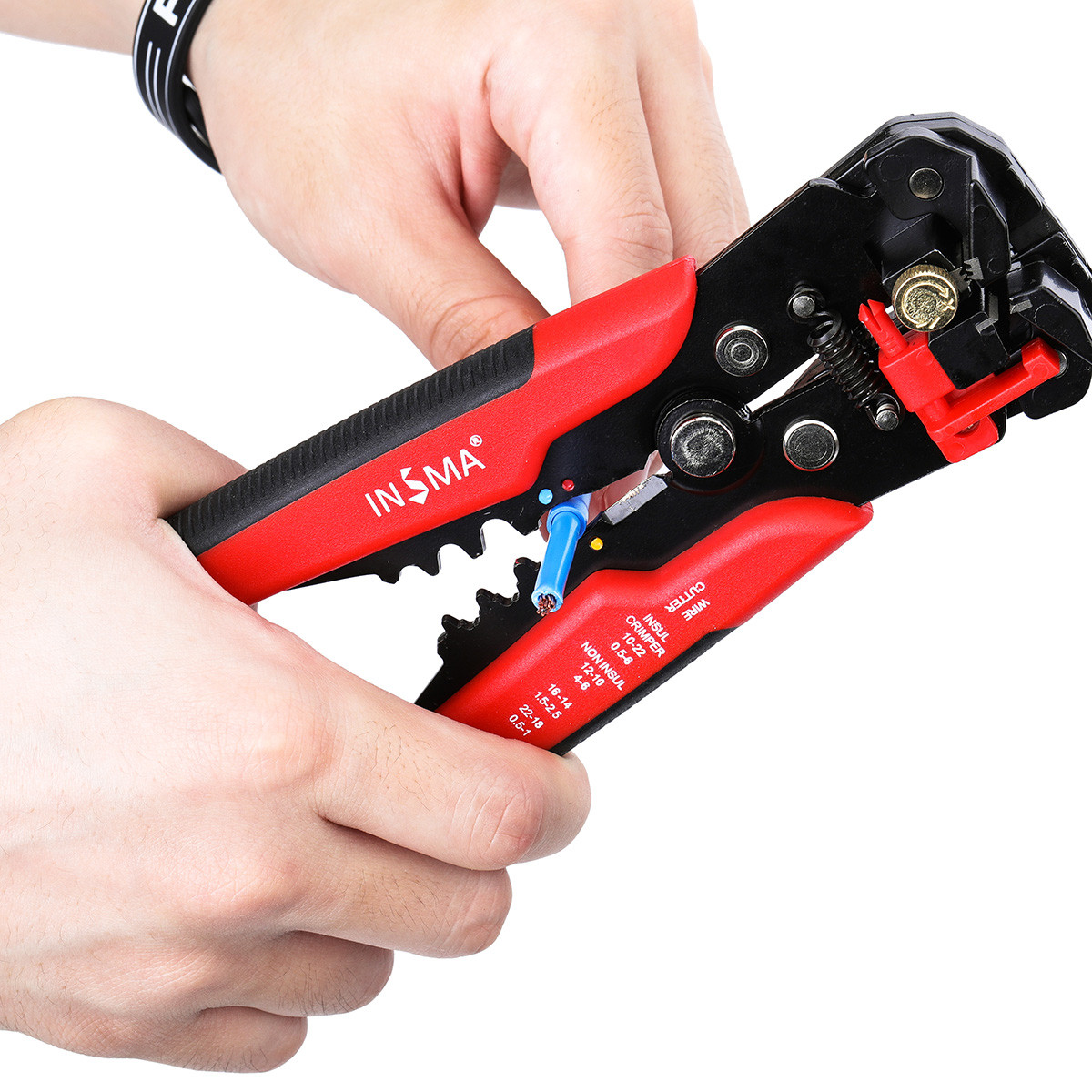 Outil de dénudage : choisir le bon pour différentes tâches