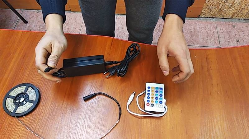 Comment connecter les bandes LED entre elles