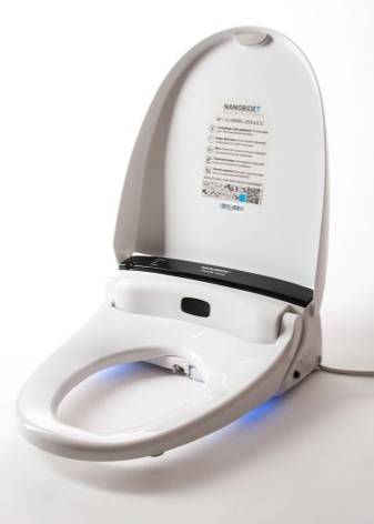 Aperçu comparatif du couvercle du bidet, de la tête du bidet et de la fixation du bidet et de leur connexion