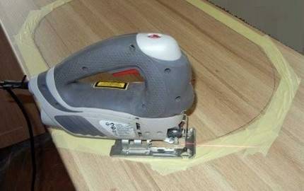 Comment installer un évier avec un piédestal : instructions d'installation étape par étape