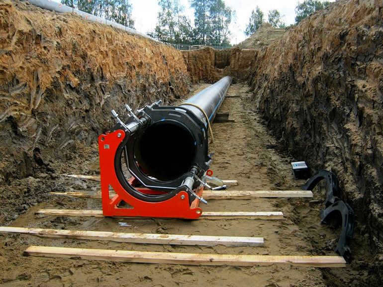 Installation à faire soi-même de tuyaux en PEHD : instructions de soudage + comment plier ou redresser ces tuyaux