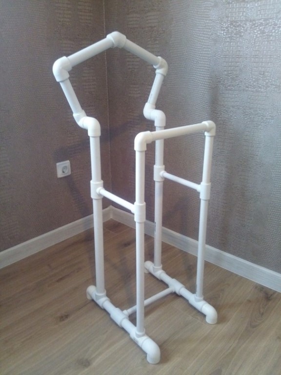 Sèche-linge à faire soi-même à partir de tuyaux en plastique: instruction avec vidéo