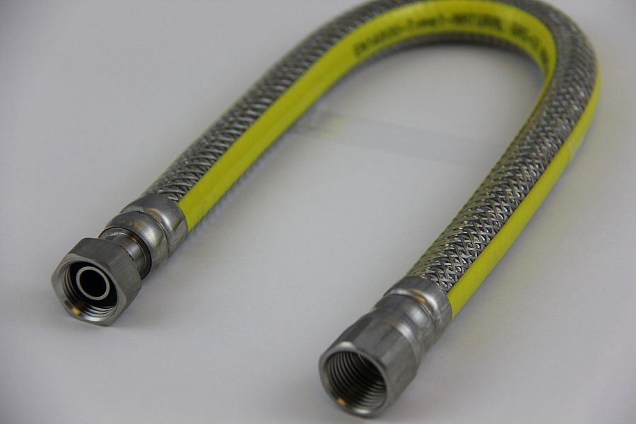 Remplacement d'un geyser dans un appartement: normes et exigences pour le remplacement d'un chauffe-eau à gaz