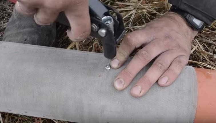 Puits d'eau à faire soi-même: règles de construction + analyse de 4 méthodes de forage populaires