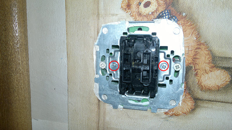 Comment démonter un interrupteur pour réparation ou remplacement