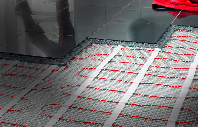Quel chauffage au sol est le meilleur pour les carreaux : le pour et le contre des différentes solutions + un aperçu des meilleurs fabricants