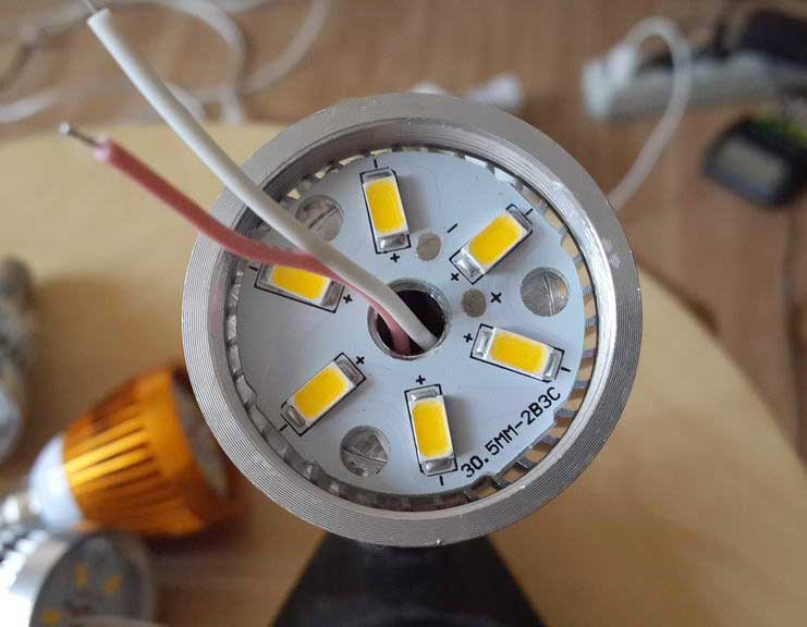 Comment réparer soi-même la lampe LED ?