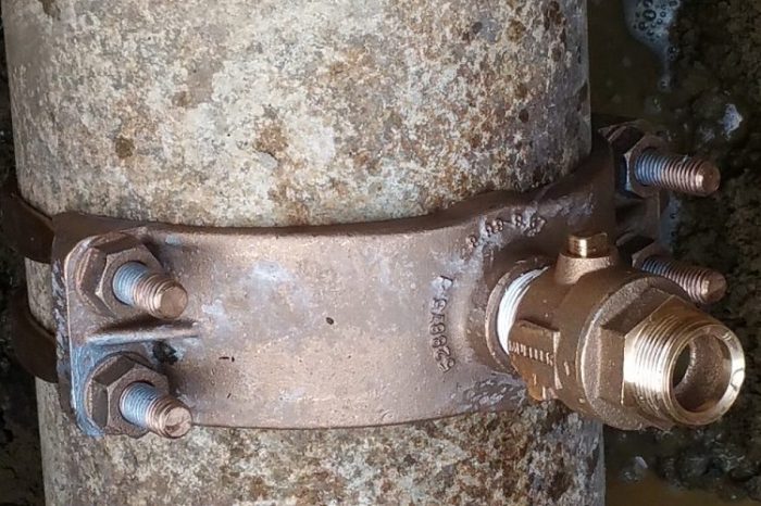 Comment puiser dans une conduite d'eau sous pression