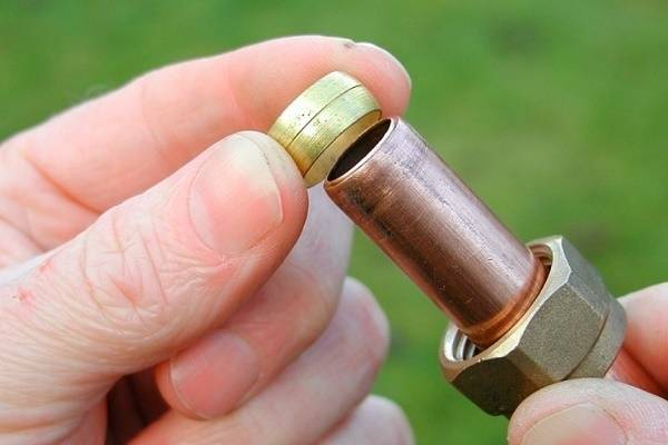 Tuyaux en cuivre pour l'alimentation en eau : marquage de la gamme, étendue, avantages