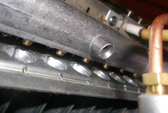 Pourquoi le geyser s'allume-t-il avec du coton: causes et dépannage