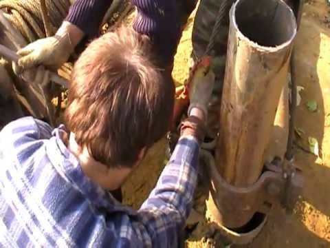 Comment retirer le tubage du puits: exemples photo et vidéo de démontage