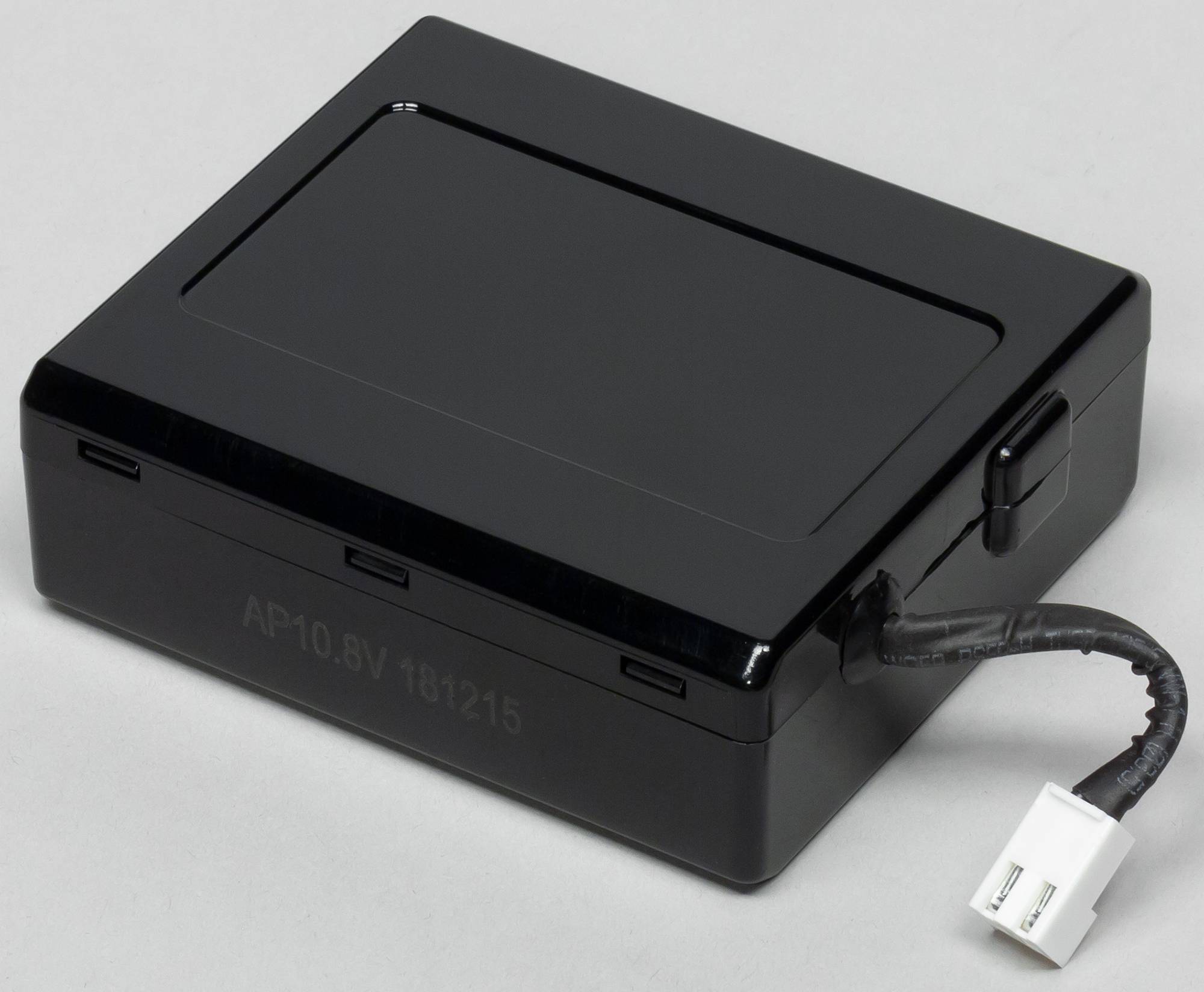 Redmond rv-r650s wifi : nettoyage humide, contrôle smartphone, lampe UV