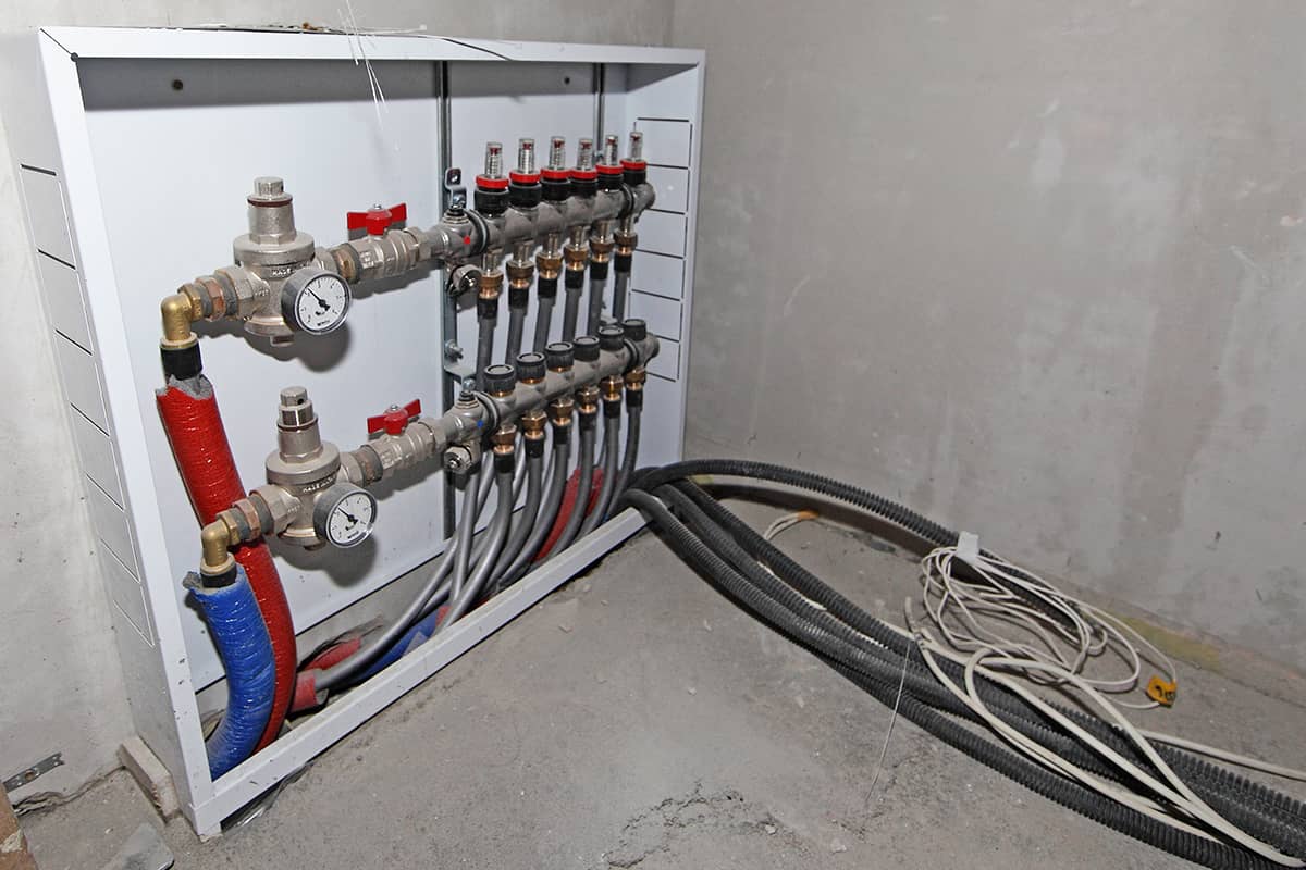 Collecteur pour chauffage (79 photos): objet de distribution en polypropylène à faire soi-même, système et groupe collecteur, peigne