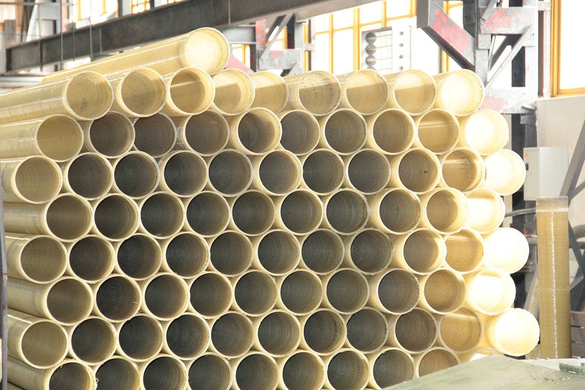 Tuyaux en fibre de verre: caractéristiques de production et fabricants - point j