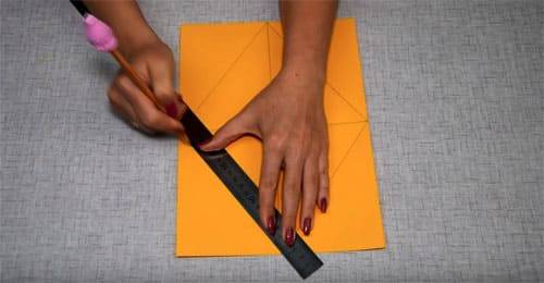 7 façons de fabriquer un lustre design à partir de choses toujours à portée de main