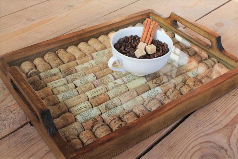 Astuces de pays à faire soi-même à partir de matériaux improvisés: idées créatives et astuces pour la fabrication