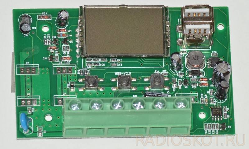 Régulateur de charge de batterie solaire : schéma, principe de fonctionnement, méthodes de connexion