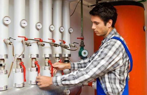 Consommation moyenne de gaz pour chauffer une maison de 150 m² : un exemple de calculs et un aperçu des formules thermotechniques