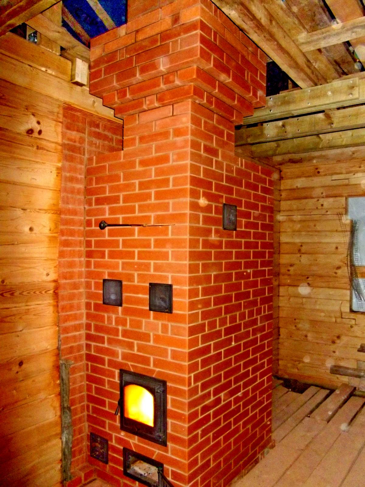 Types de fours à briques pour la maison: quels sont les fours à briques, les options, les types de poêles, les types, les tailles