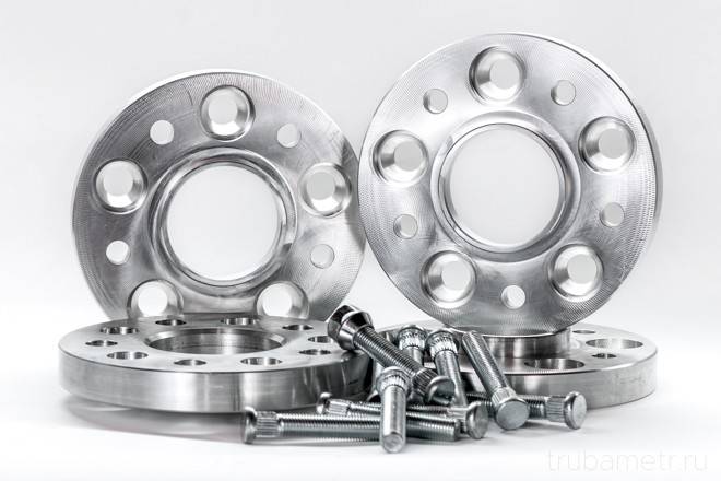 Façons de connecter des tuyaux en plastique au métal: une analyse des 2 meilleures méthodes