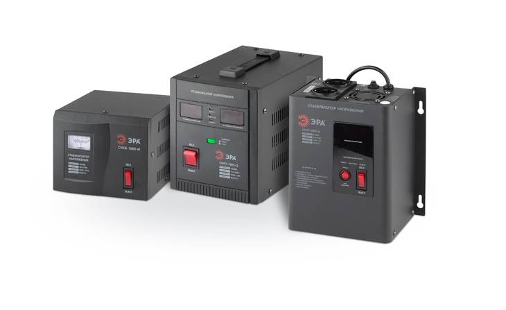 Top 11 des meilleurs stabilisateurs de tension pour la maison : évaluation, comment choisir