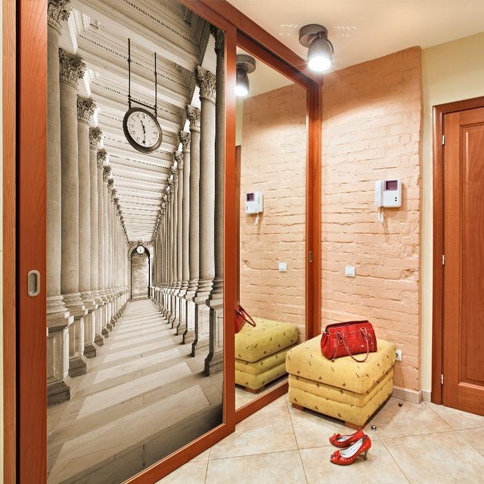 5 façons de sélectionner avec succès des meubles pour agrandir visuellement le couloir