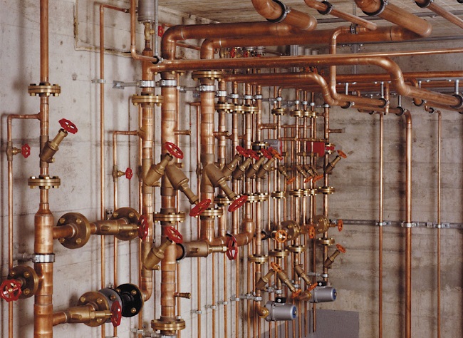 Tuyaux en cuivre pour le gaz: spécificités et normes de pose d'une canalisation en cuivre