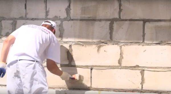 Comment faire de vos propres mains l'isolation des conduites d'eau dans une maison privée