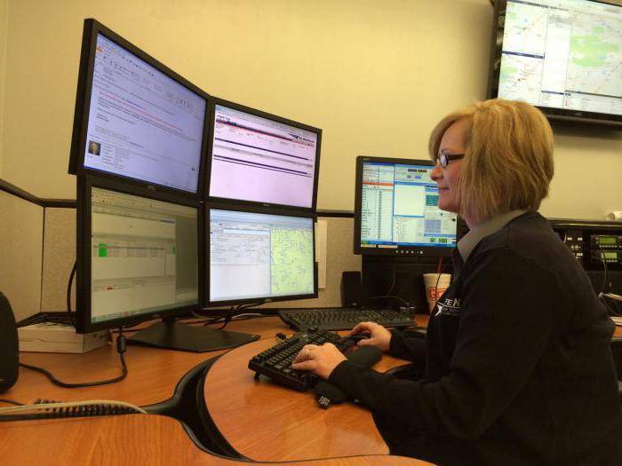 Où appeler en cas de panne de courant: comment savoir pourquoi ils l'ont éteint et quand ils donneront de la lumière