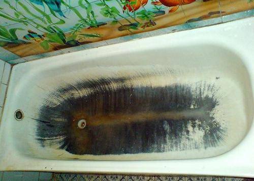 Acrylique de bain en vrac: sept compositions populaires pour la restauration + ce qu'il faut rechercher lors de l'achat