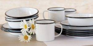 Qu'est-ce qui peut et ne peut pas être lavé au lave-vaisselle: caractéristiques du lavage de la vaisselle à partir de différents matériaux