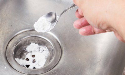 Un nettoyant efficace pour les bouchons de canalisation avec des ingrédients trouvés dans toutes les cuisines