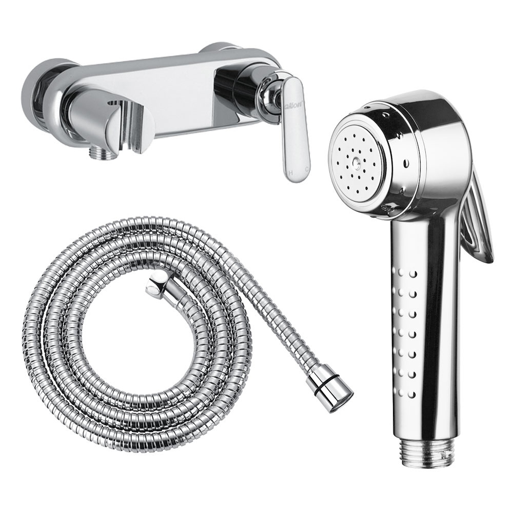 Comment choisir et installer une douche WC hygiénique