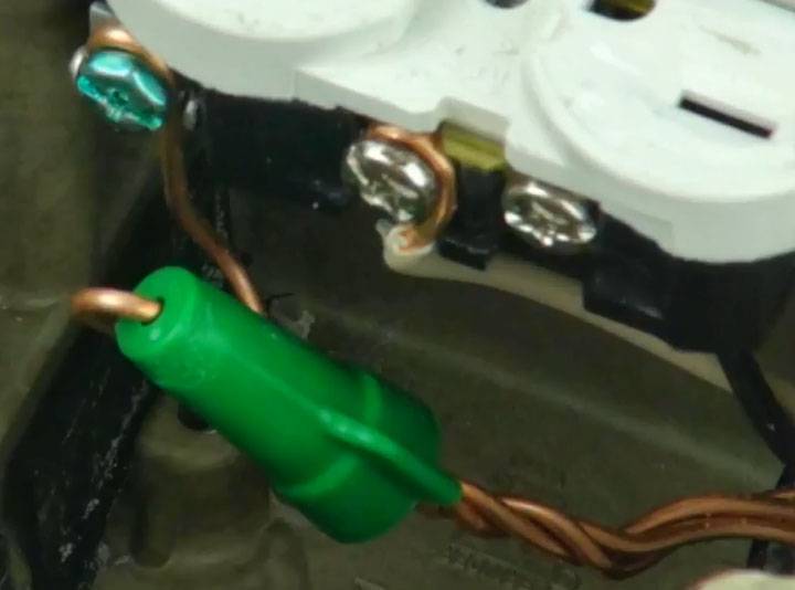 Serre-câbles : types de serre-câbles existants + notice de raccordement détaillée