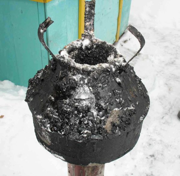 Bûche " Ramoneur " pour le nettoyage des cheminées : composition du produit et règles d'utilisation + avis des propriétaires