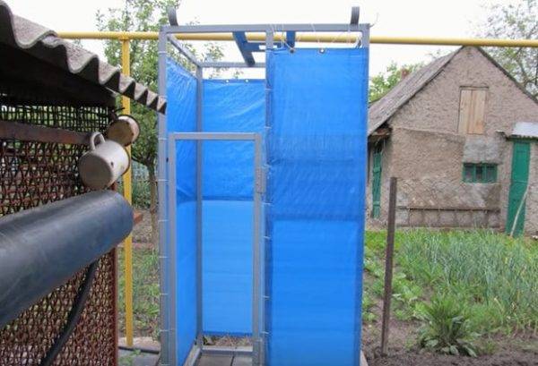 Placard sec à faire soi-même pour les chalets d'été: un guide étape par étape pour construire un placard sec en tourbe