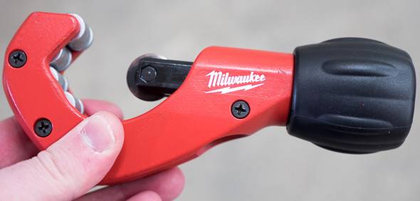 Ciseaux pour couper les tuyaux en polypropylène: aperçu des types + mode d'emploi